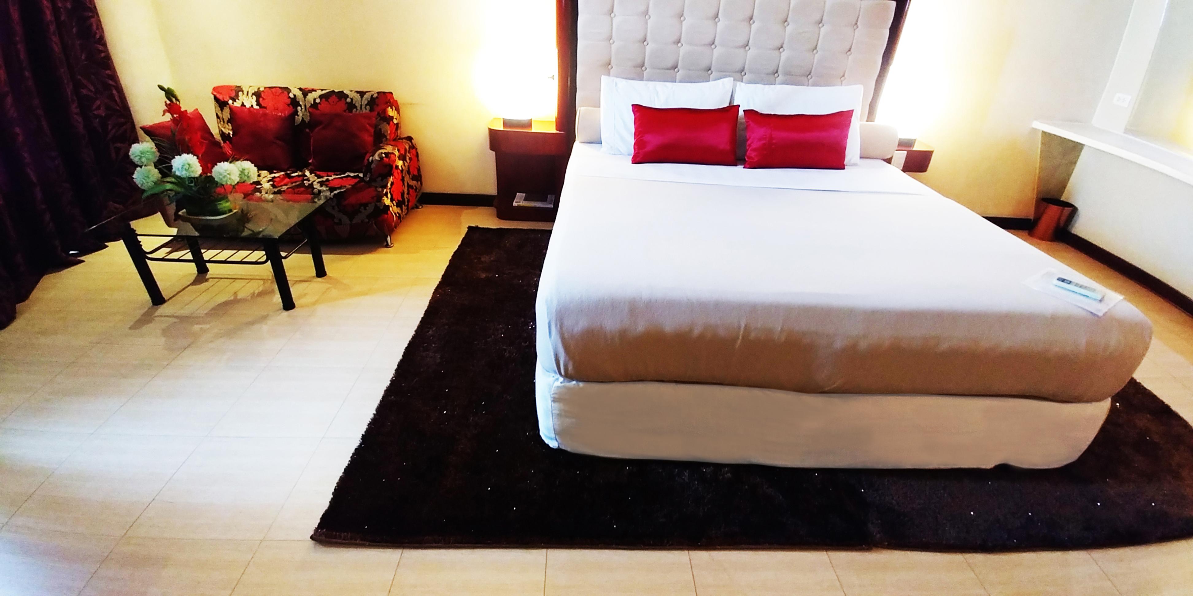 Dulcinea Hotel And Suites Lapu-Lapu City Exterior foto